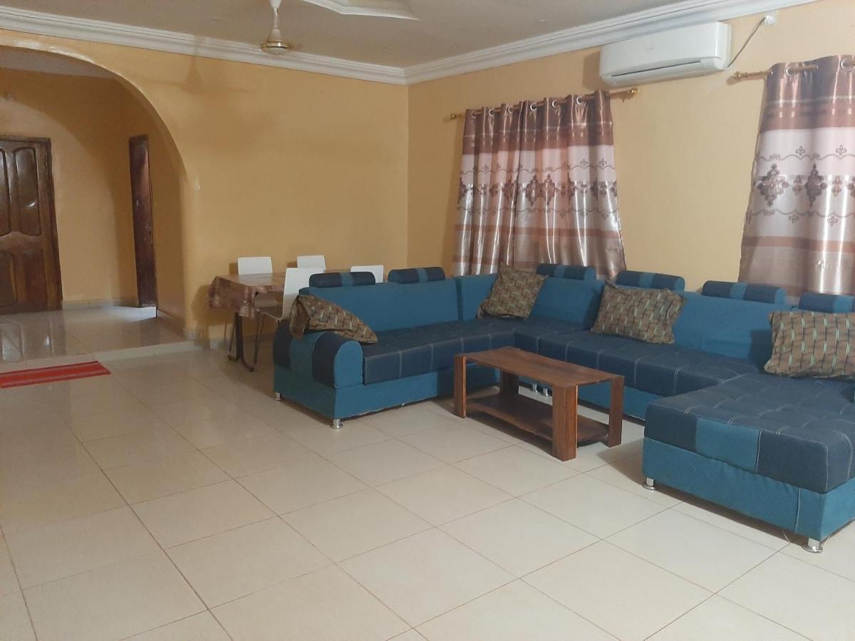 Villa Chambre B Climatisee Douche Cuisine Salon Бамако Екстериор снимка