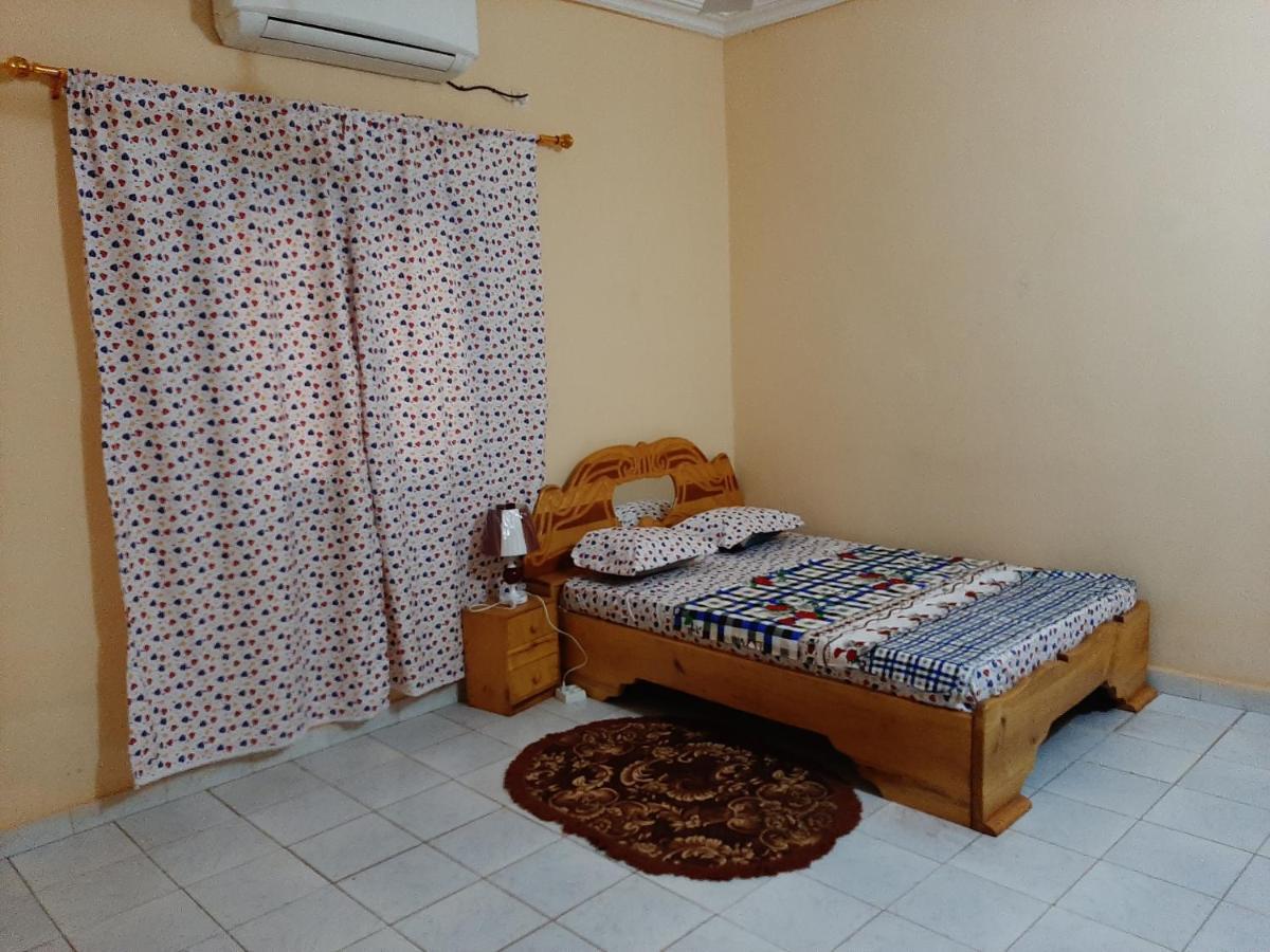 Villa Chambre B Climatisee Douche Cuisine Salon Бамако Екстериор снимка